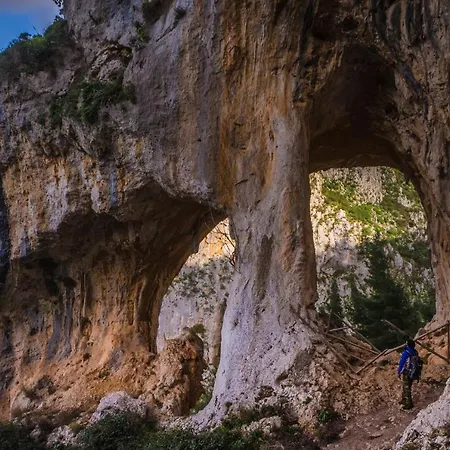 Ruggieri Luxury - Don Pietro * Gratteri