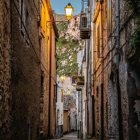 Ruggieri Luxury - Don Pietro Lägenhet Gratteri